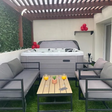 Sinalospa - Cosala Appartemement Sauna Jacuzzi Grande Terrasse A 5 Minutes De Nancy Place Stanislas