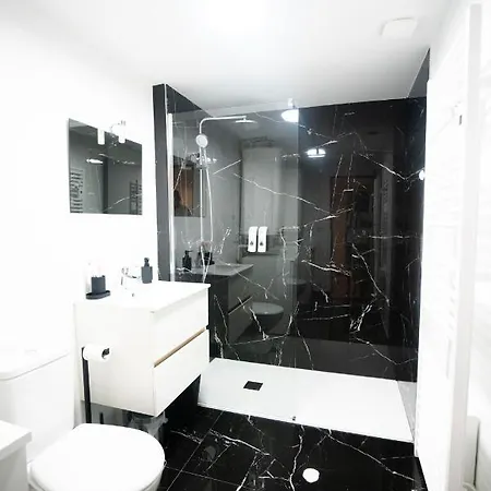 Sinalospa - Cosala Appartemement Sauna Jacuzzi Grande Terrasse A 5 Minutes De Nancy Place Stanislas Apartman *
